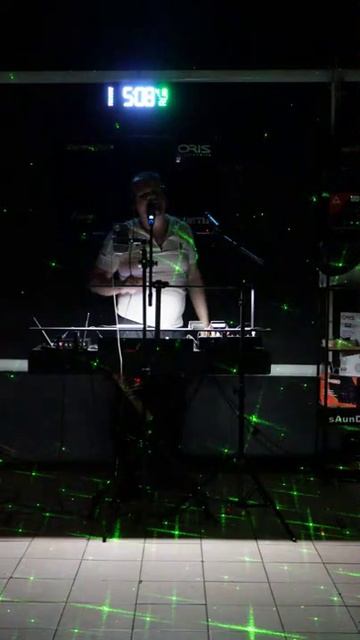 Караоке на песню:"Я тебе объявляю войну",группы Комиссар. смотреть онлайн