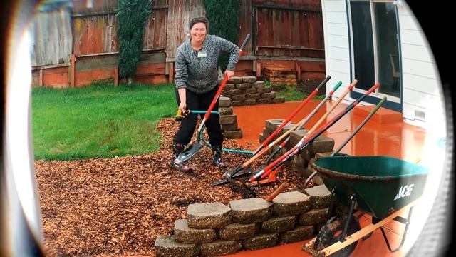 The Beauty of Grey -Part 2 of “Laundry-to-Landscape” Greywater Reuse: Watering Trees смотреть онлайн