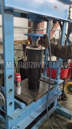 установка стакана в подушку