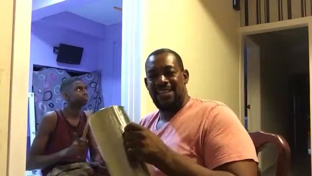 Joselo e hijos tocan dos mujeres(1) смотреть онлайн