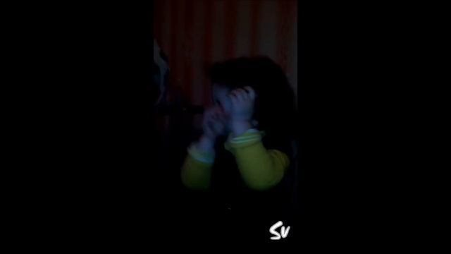 Реакция ребёнка на фен смотреть онлайн