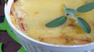 Запеканка с баклажанами, фаршем, сыром