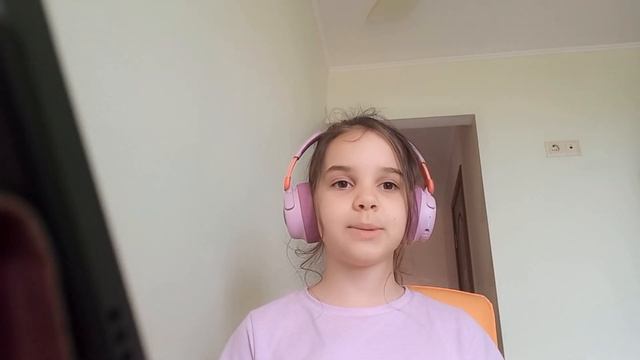 что твориться в лайке!? почему старые видео кринж 🥲 я и Юля ну ооочень поменялись 😂😂😂