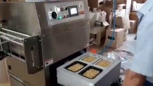 Полуавтоматический запайщик лотков Hualian HVT-550M/4