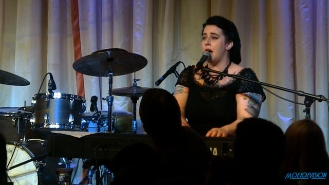 Davina and The Vagabonds Live at The Bull Run Restaurant 8/24/17 смотреть онлайн