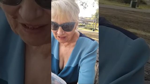 BAKA DUDINA KUHINJA стримује уживо! смотреть онлайн