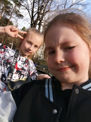 сидим за пацанами 😎....//эмолуно-т//