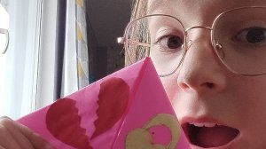 как сделать  закладку своими руками из бумаги ,за 5 минут!