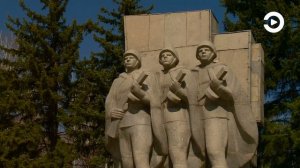 На Холме воинской славы в Кузнецке зажгли Вечный огонь