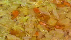 Картофель в соусе с овощами