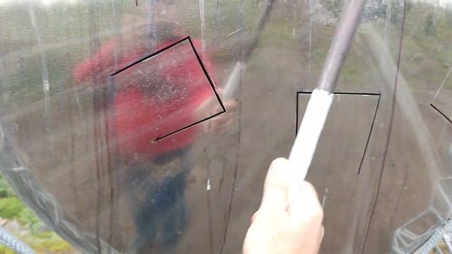 Достопримечательности Мурманска. Солнце-барабан. Холмы. Вид на залив. смотреть онлайн