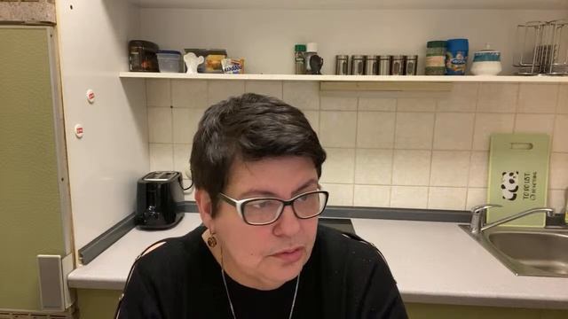 Мне помогли познакомиться с мужем. Кто- делюсь секретом. Дома престарелых в Европе.#трансляция