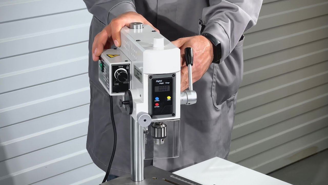 Сверлильный станок AURA CM-6V смотреть онлайн