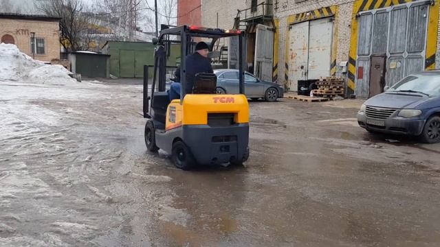 Погрузчик вилочный TCM FHD13T3Z смотреть онлайн