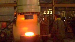 2-тонные пневматический кузнечный молот кузнечно фланцы