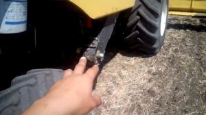 Комбайн New Holland CSX 7080.