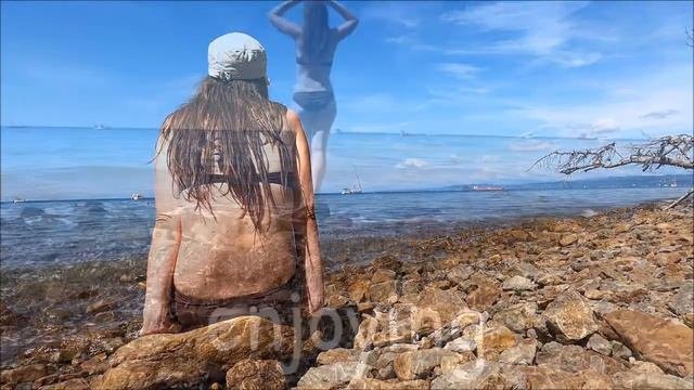 Beautiful Girl Enjoying At Sea Shore.