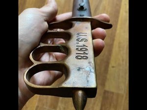 Странная находка с чердака: то ли окопный нож, то ли самоделка.
