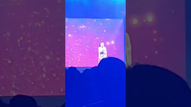 Lani Misalucha sings Didn't We Almost Have it All (by Whitney Houston) in Dubai смотреть онлайн