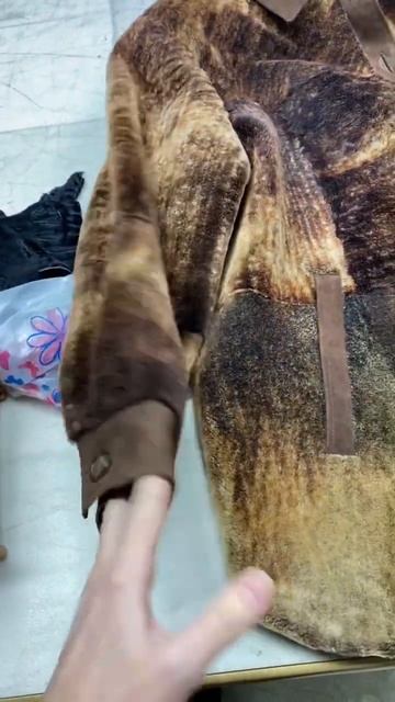 Перекрой куртки #кожанаякуртка #shorts смотреть онлайн