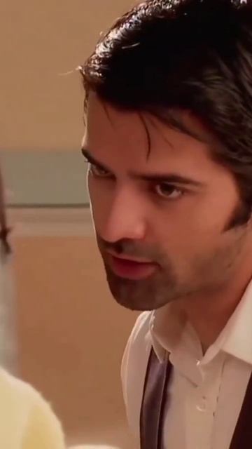 Cockroach  | Arnav - Khushi funny scene|| #isspyaarkokyanaamdoon #youtubeshort