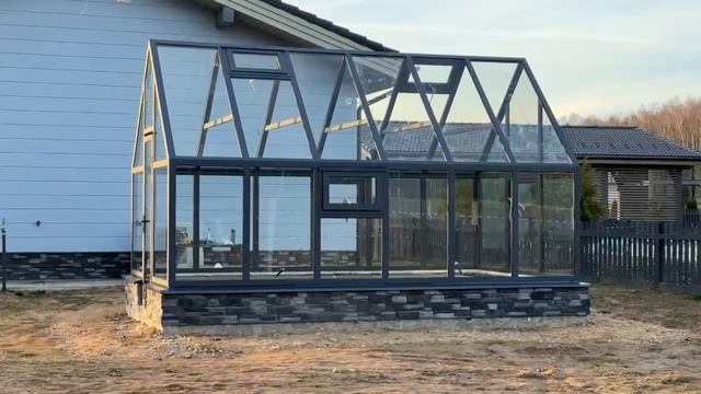 Сезонная Теплица из Стекла и Алюминия Шпаков Стеклянные решения смотреть онлайн