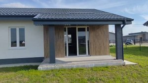 Дом 104 м2 в п.Голубево Калининградская область.
на участке 10 соток.