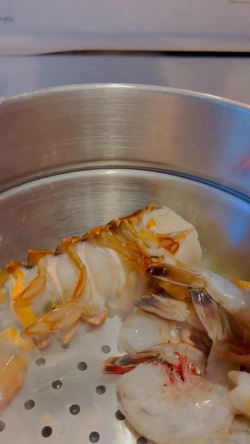 Steamed Seafood #shorts #asmr #youtubeshorts #satisfying #seafood смотреть онлайн