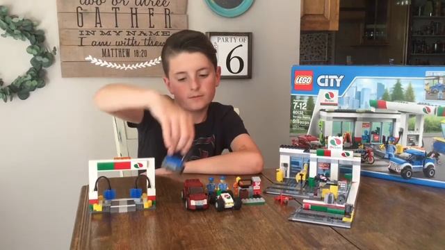 Lego city Service station 60132