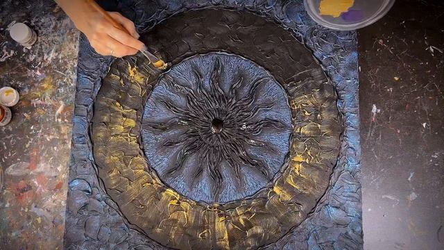 ЛУЧШАЯ МАНДАЛА ОНЛАЙН-КУРСА ЕЛЕНЫ КАРЛОВОЙ "СОЛНЦЕ" #онлайншкола #еленакарлова #мандала #художник