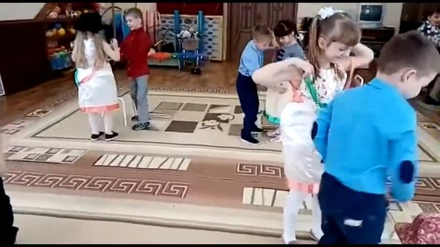 Игра соревнование Ухажоры смотреть онлайн