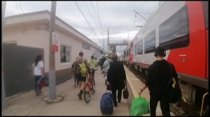 Электричка Ласточка Самара-Жигулевск стоянка 1 минута на Жигморе в Тольятти.Успейте-YOUTUBE