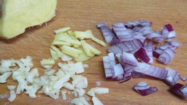 Жареные овощи с хрустящей капустой