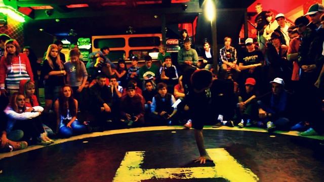 Marvel & Smoke 3:16 vs Outstanding (Недетские пляски маями) Final смотреть онлайн