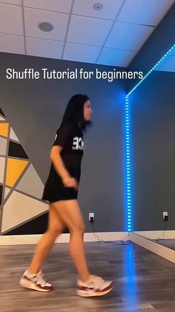 Shuffle tutorial for beginners #shuffledance #shuffle #footwork #shuffletutorial смотреть онлайн
