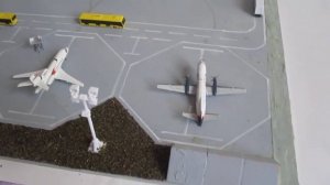 Макет аэродрома своими руками в масштабе 1:200.