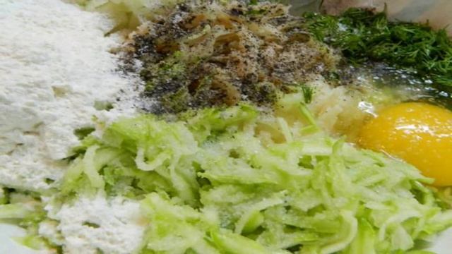 Картофельные оладьи с кабачком