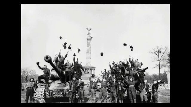 День Победы (Музыка Давида Тухманова, Слова Владимира Харитонова). Исполняет Дмитрий учитель.