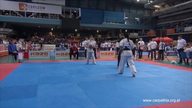 Carpathia Karate Cup 2017 - Kumite Senior. Film 3 z 10 смотреть онлайн