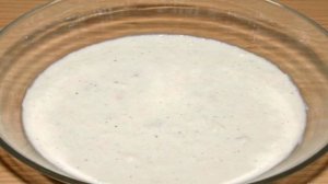 Кабачковые маффины с кедровыми орешками с соусом Песто из петрушки