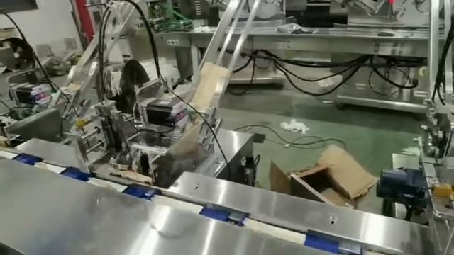 станок для упаковки приборов из шпона