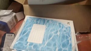 Посылка с канцтоварами.