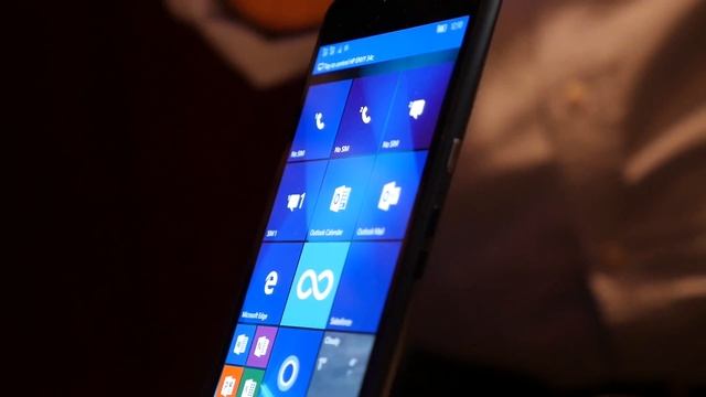 Vorstellung Desk Dock zum HP Elite X3
