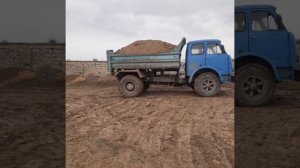Маз 5549🚚 Самосвал против XCMG LW300FN Погрузчик 🚜 2021