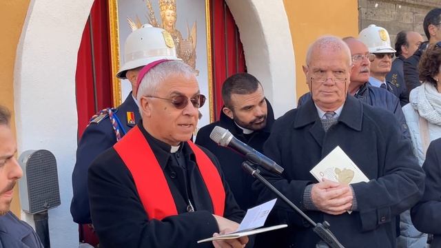 Festa S. Agata ‘23 Catania. Il Vescovo Renna e il Cereo Mons Ventimiglia presso la casa di S. Agata смотреть онлайн