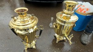 На казанской барахолке можно купить многое: от черепа медведя до дорогого старинного самовара.