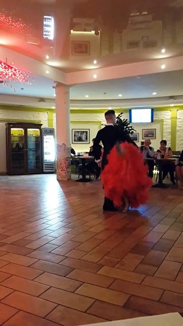 Ballroom dance.  Бальные танцы. смотреть онлайн