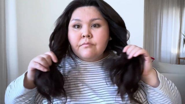 Баламен қабаттасып жасалған макияж. Сыймай қалған COS пальтосы. Концерт смотреть онлайн