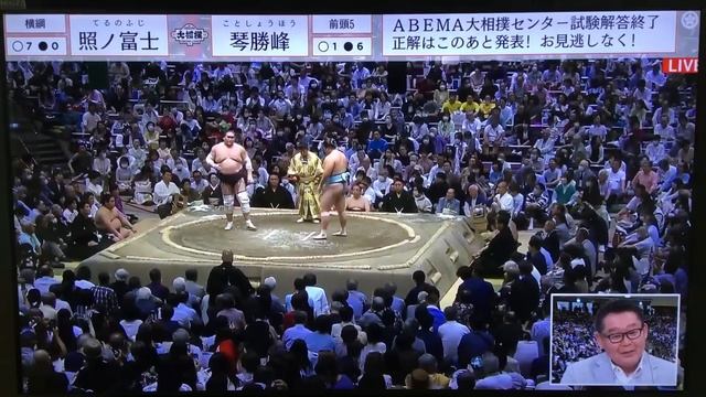 May 2023 - Day EIGHT - Terunofuji v Kotoshoho