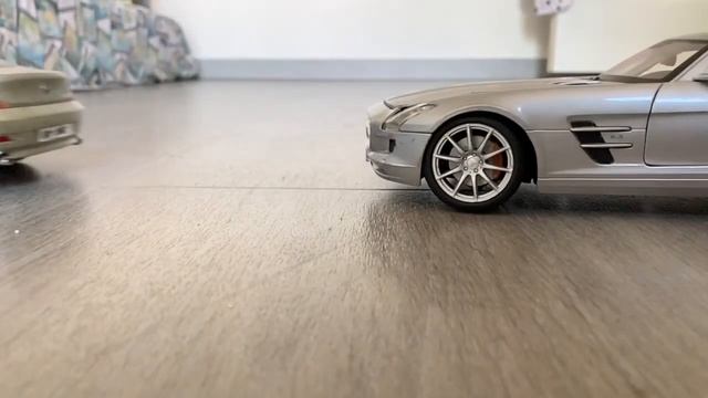 Crash test miniature filmé au ralenti #2 смотреть онлайн